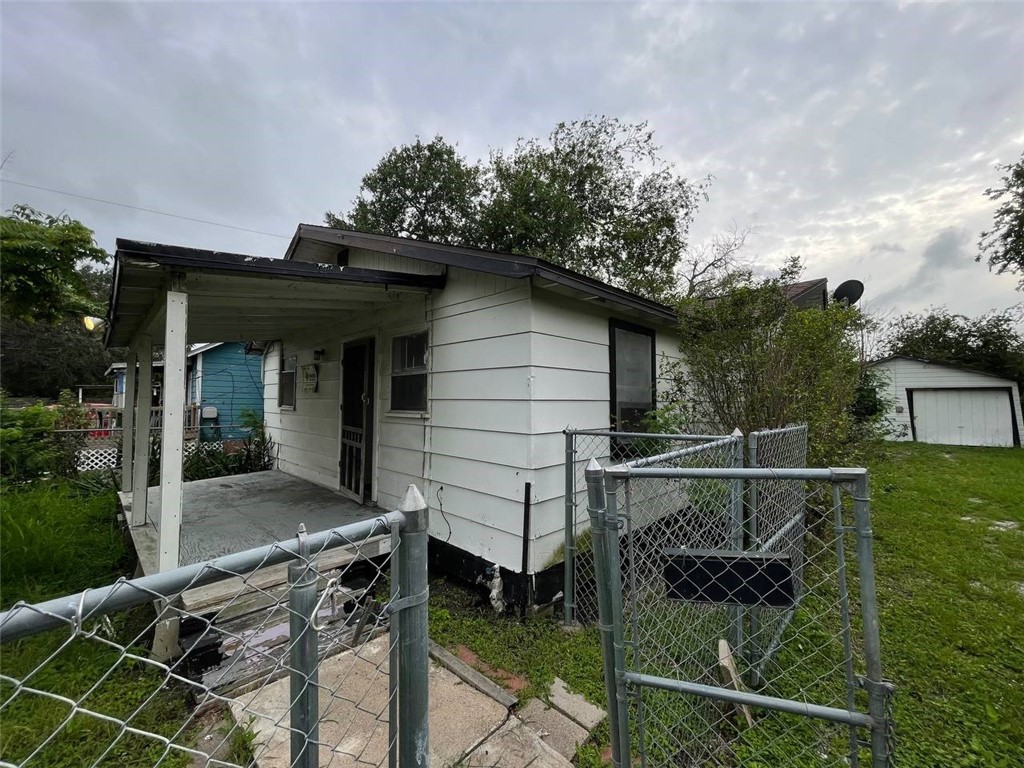 317 Cheyenne Street Corpus Christi TX 78405