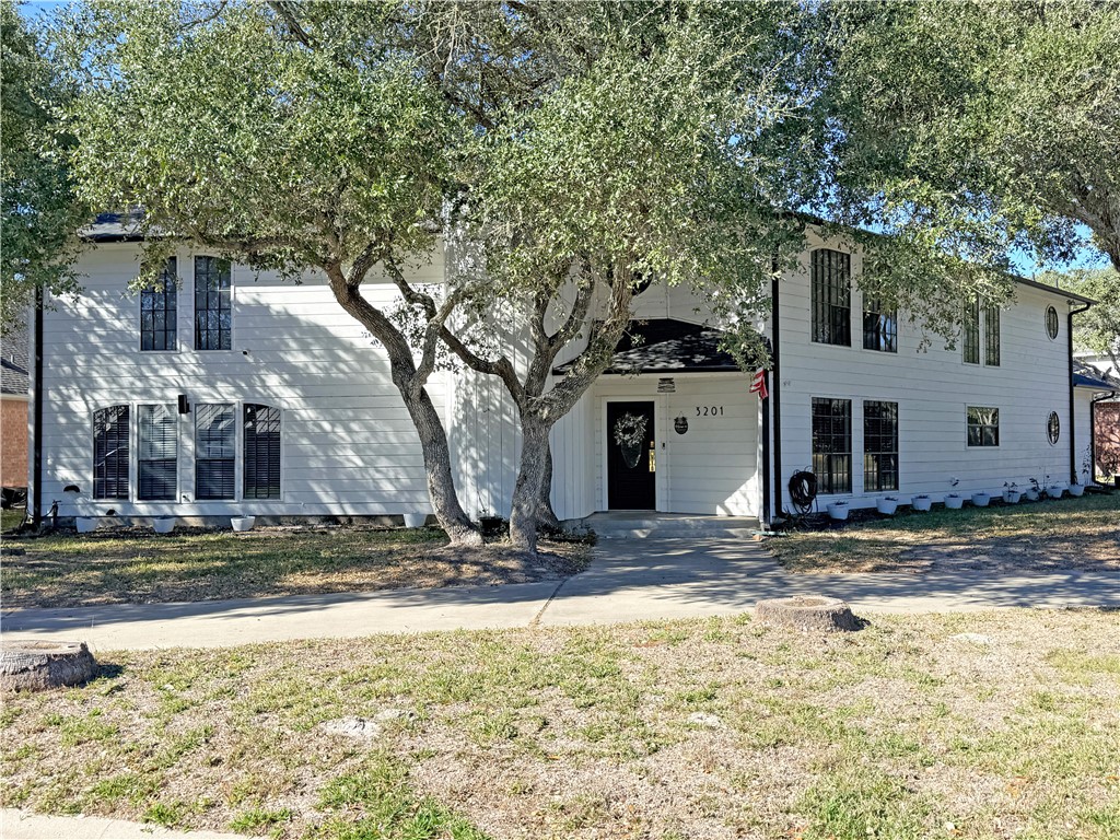 3201 Traylor Boulevard Rockport TX 78382