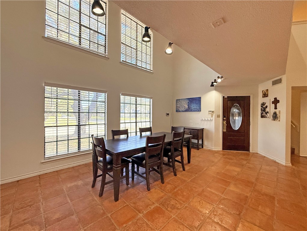 3201 Traylor Boulevard Rockport TX 78382