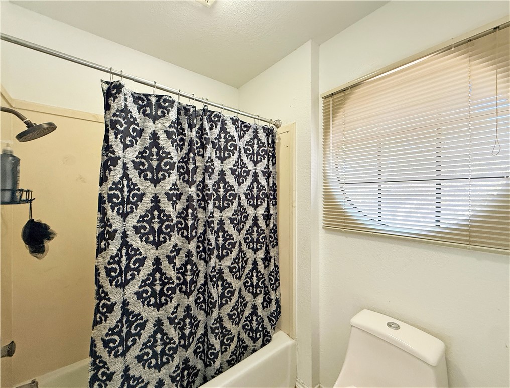 3201 Traylor Boulevard Rockport TX 78382
