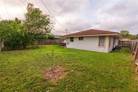 5609 Tanglewood Drive Corpus Christi TX 78412