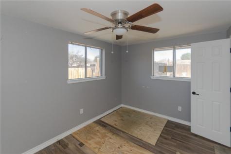 1023 Southcliff Drive Portland TX 78374