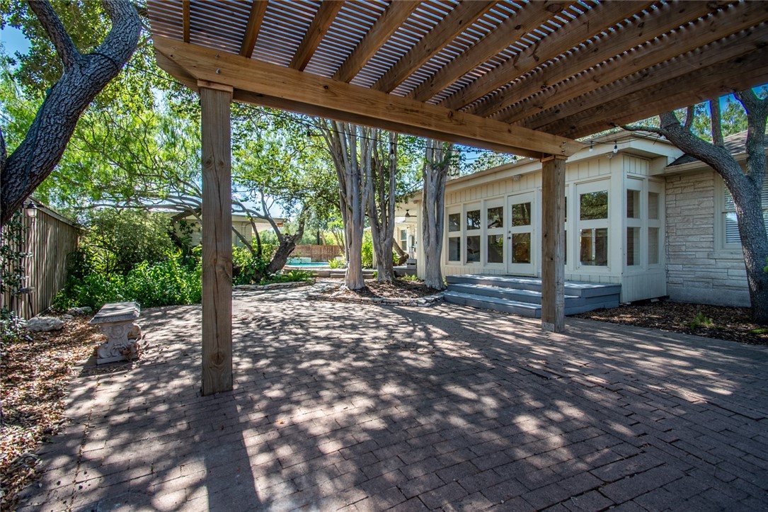 155 Santa Barbara Street Corpus Christi TX 78411