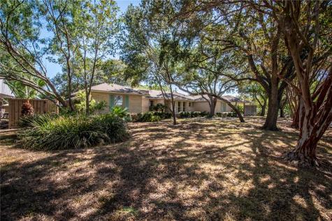 155 Santa Barbara Street Corpus Christi TX 78411