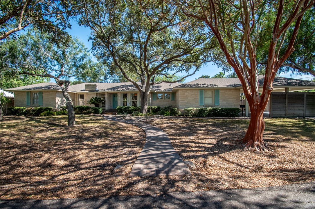 155 Santa Barbara Street Corpus Christi TX 78411