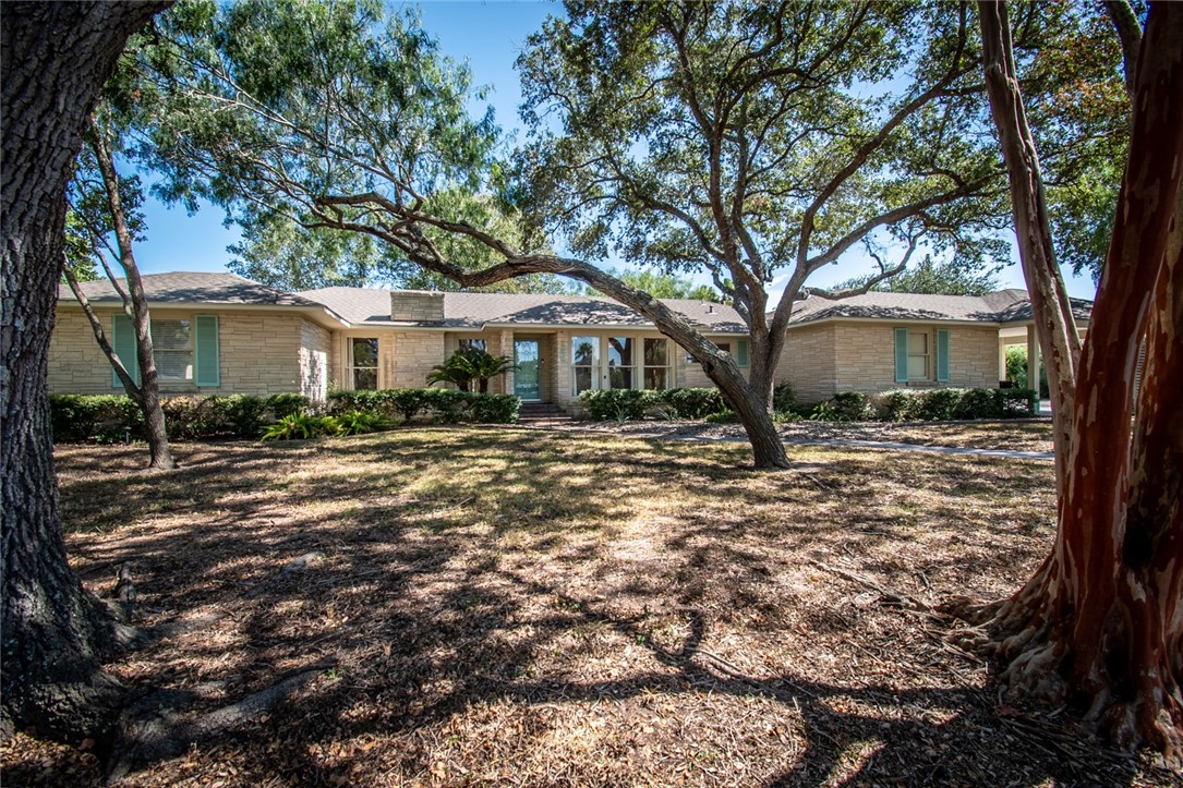 155 Santa Barbara Street Corpus Christi TX 78411