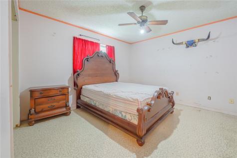 206 S Minneapolis Street Beeville TX 78102