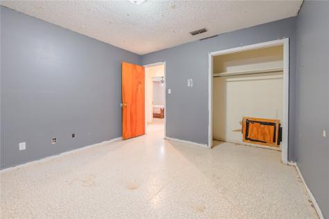 206 S Minneapolis Street Beeville TX 78102