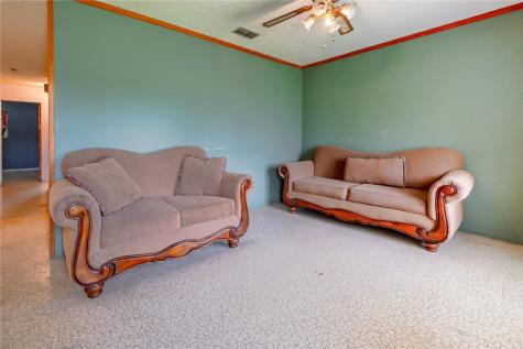206 S Minneapolis Street Beeville TX 78102