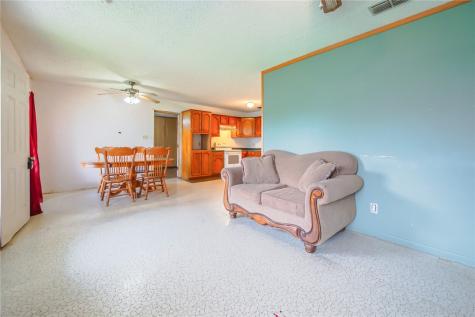 206 S Minneapolis Street Beeville TX 78102