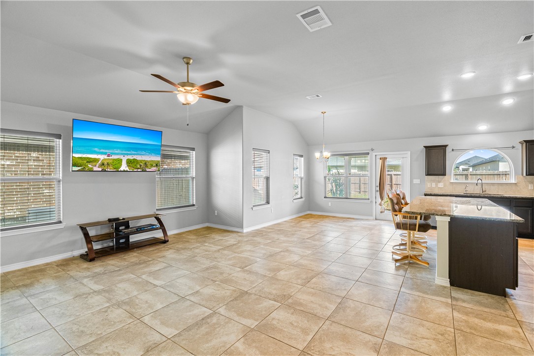 9514 English Oak Drive Corpus Christi TX 78410