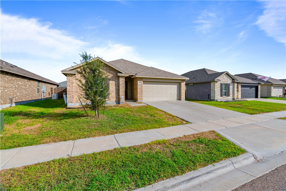 9514 English Oak Drive Corpus Christi TX 78410