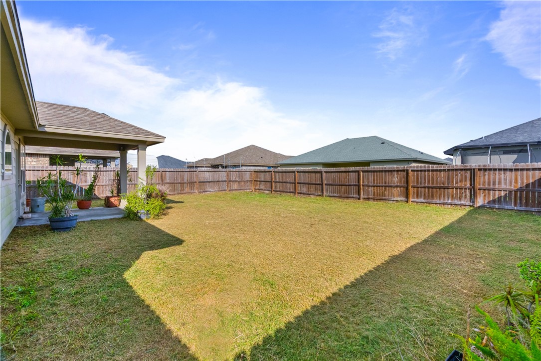 9514 English Oak Drive Corpus Christi TX 78410