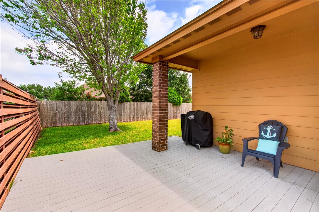 6042 Natchez Drive Corpus Christi TX 78414
