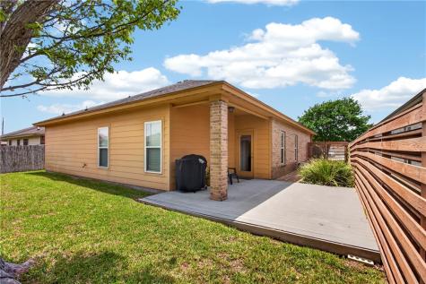 6042 Natchez Drive Corpus Christi TX 78414
