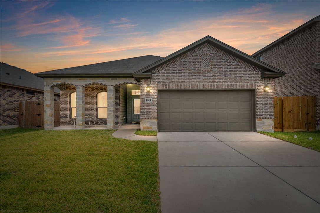 1011 Pasadena Street Portland TX 78374