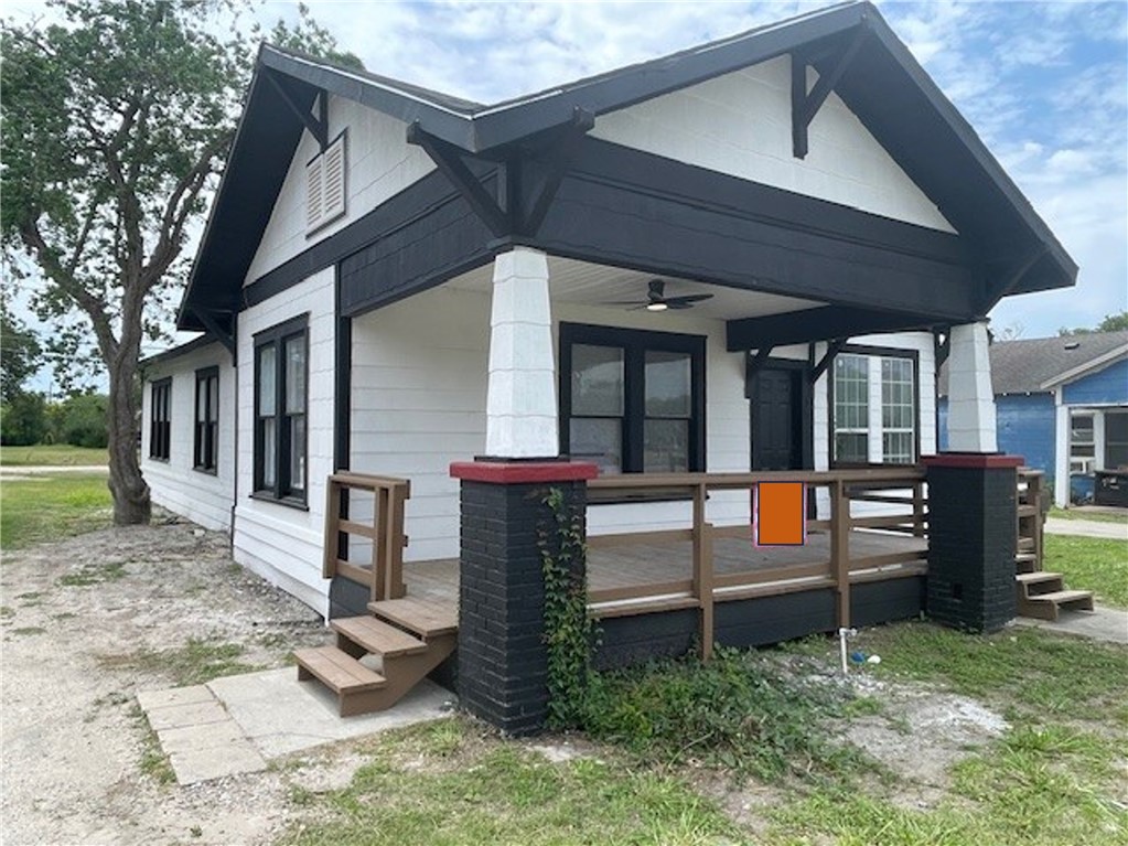 415 W King Avenue Kingsville TX 78363