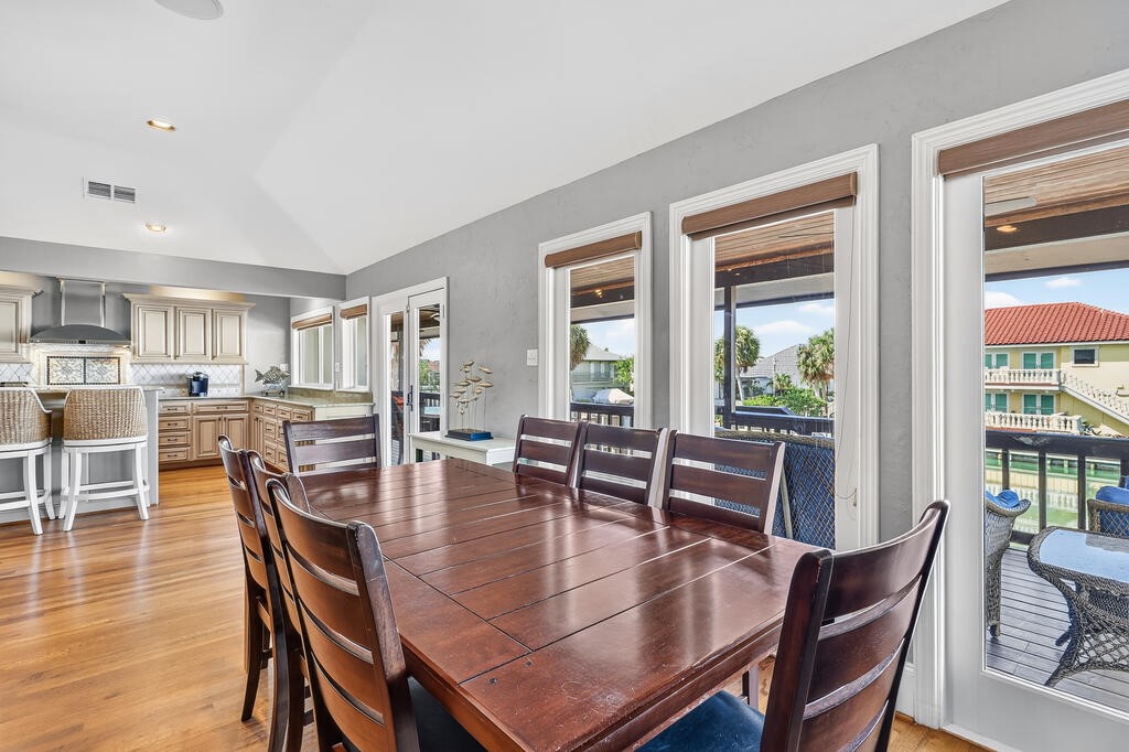 2 Spoonbill Rockport TX 78382