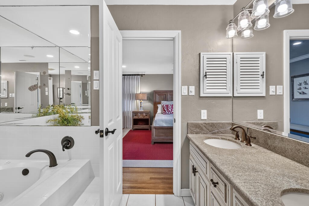 2 Spoonbill Rockport TX 78382