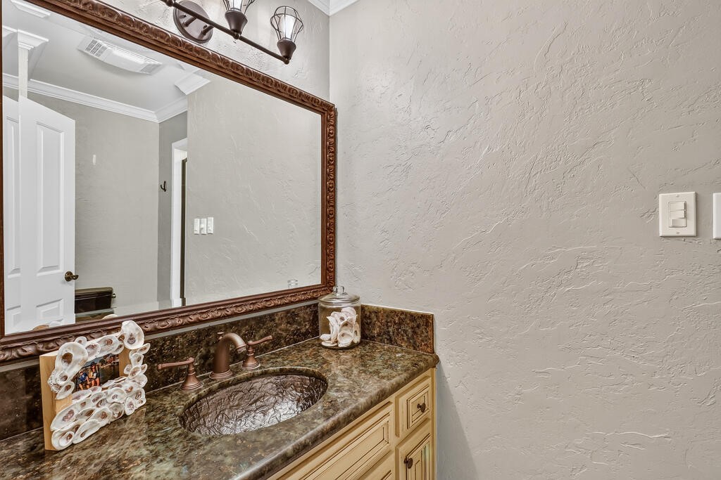 2 Spoonbill Rockport TX 78382
