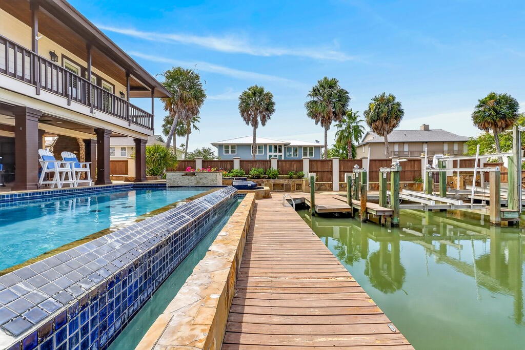 2 Spoonbill Rockport TX 78382
