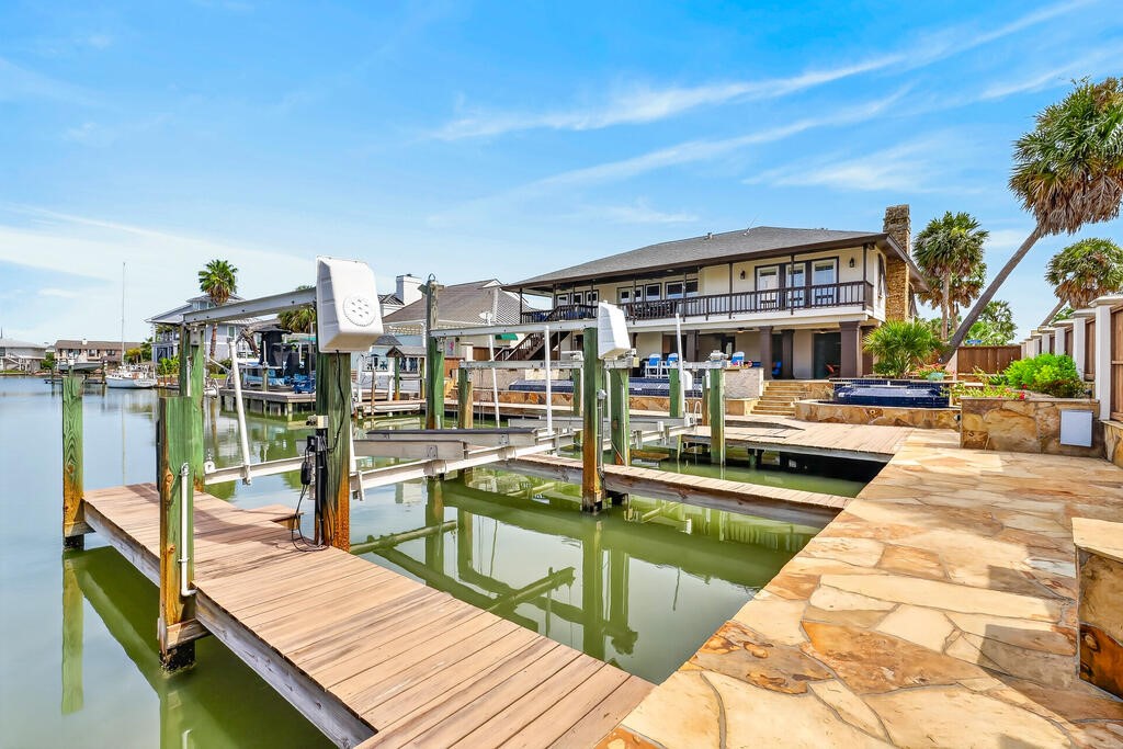 2 Spoonbill Rockport TX 78382