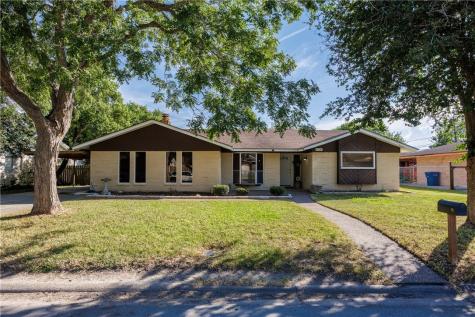 10734 Glenwood Street Corpus Christi TX 78410
