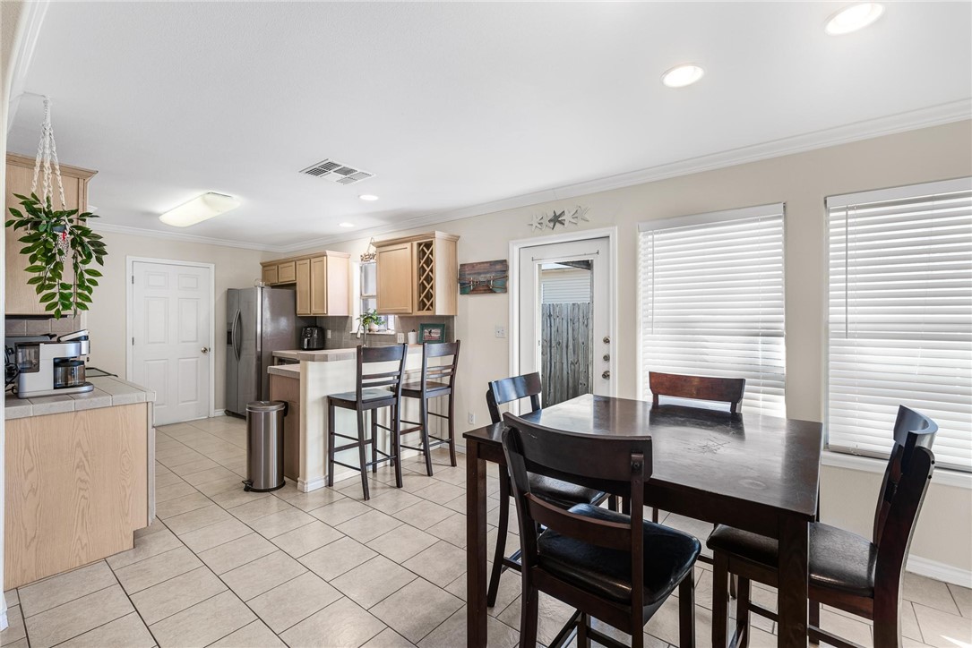 15649 Palmira Ave A Corpus Christi TX 78418
