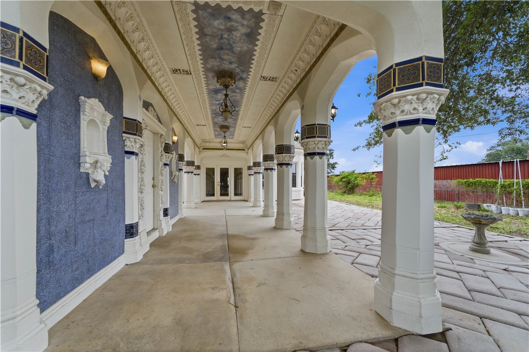 1221 Encino Drive Pleasanton TX 78064