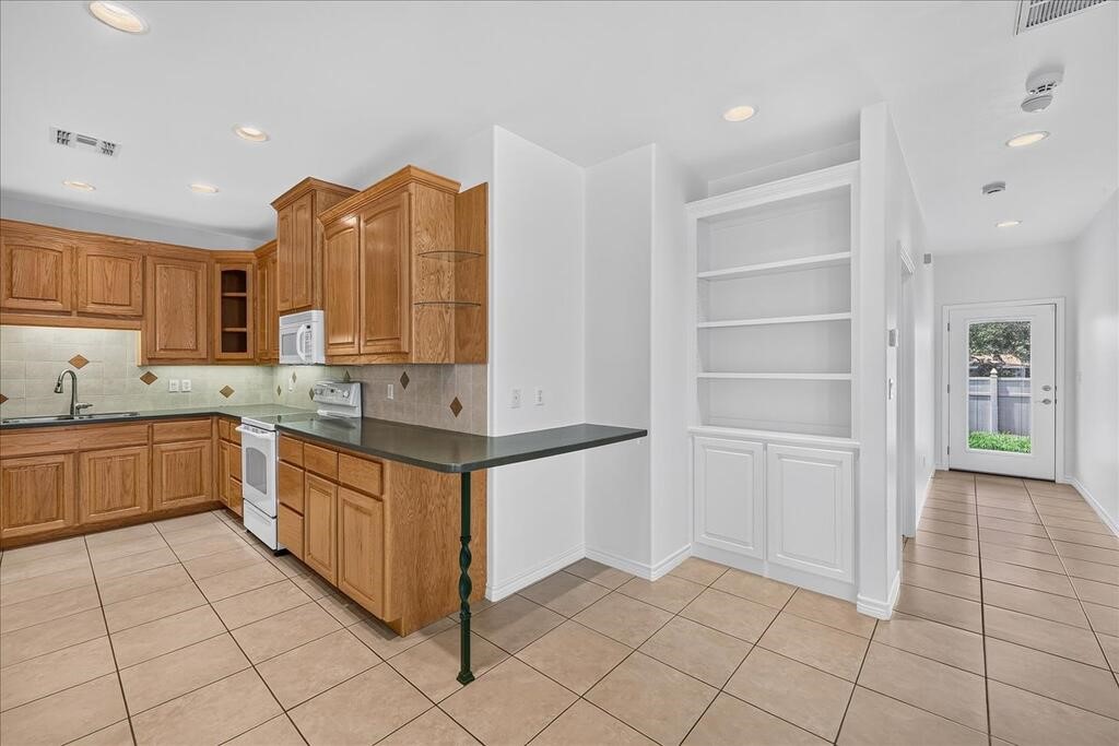 18 Olde Towne Highway Rockport TX 78382