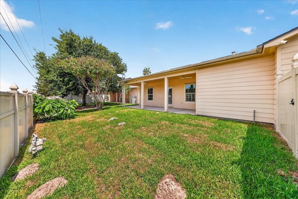 18 Olde Towne Highway Rockport TX 78382
