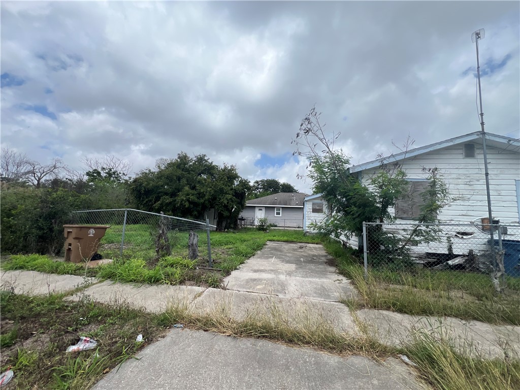 919 S Brownlee Boulevard Corpus Christi TX 78404