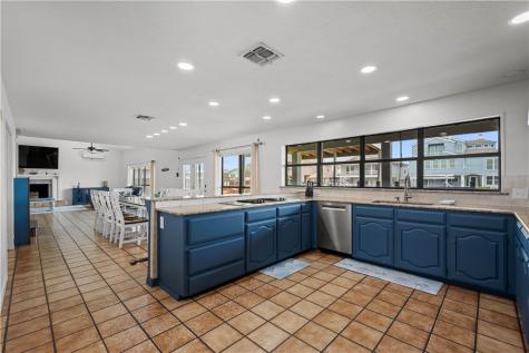 214 Bayview Drive Aransas Pass TX 78336