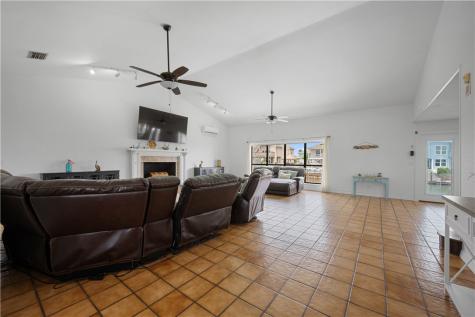 214 Bayview Drive Aransas Pass TX 78336