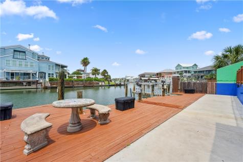 214 Bayview Drive Aransas Pass TX 78336