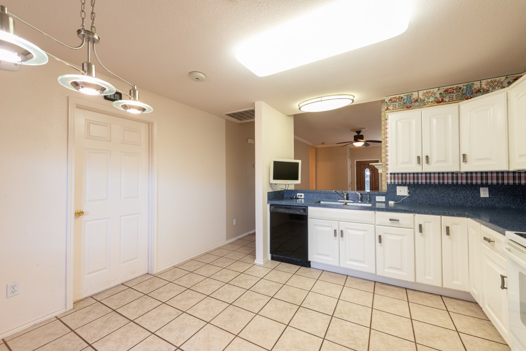 13661 Teague Trai 8 Corpus Christi TX 78410