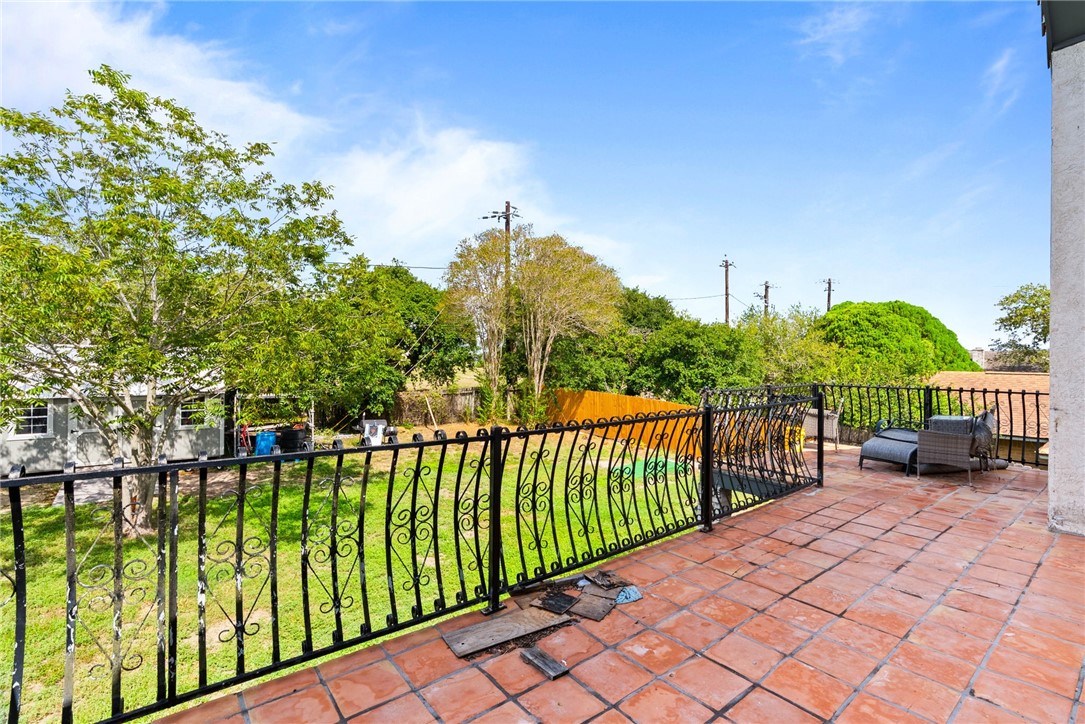 3213 Fair Oaks Drive Corpus Christi TX 78410