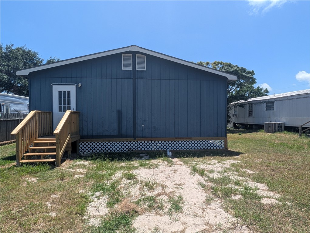 933 Grand View Street Corpus Christi TX 78418
