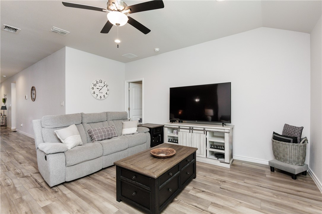 7314 Tristan Drive Corpus Christi TX 78414