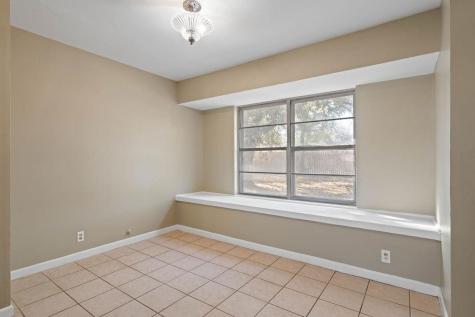 811 W Avenue I Avenue Kingsville TX 78363