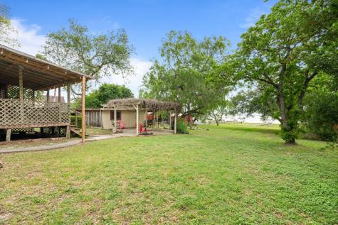 119 Century Drive Mathis TX 78368