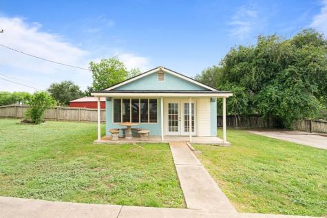 119 Century Drive Mathis TX 78368