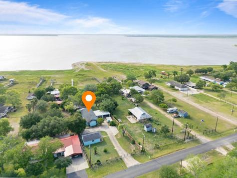 119 Century Drive Mathis TX 78368