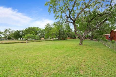 119 Century Drive Mathis TX 78368