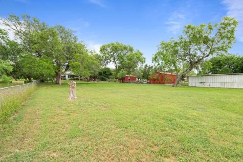 119 Century Drive Mathis TX 78368
