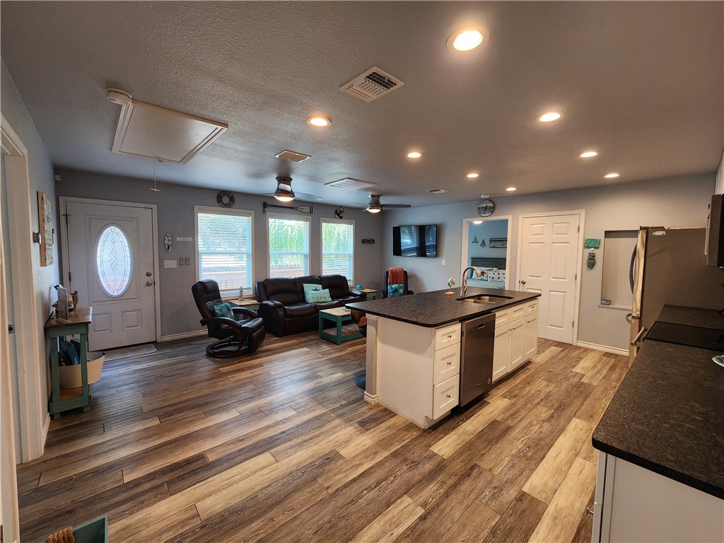 424 W Avenue E Street 2 Port Aransas TX 78373