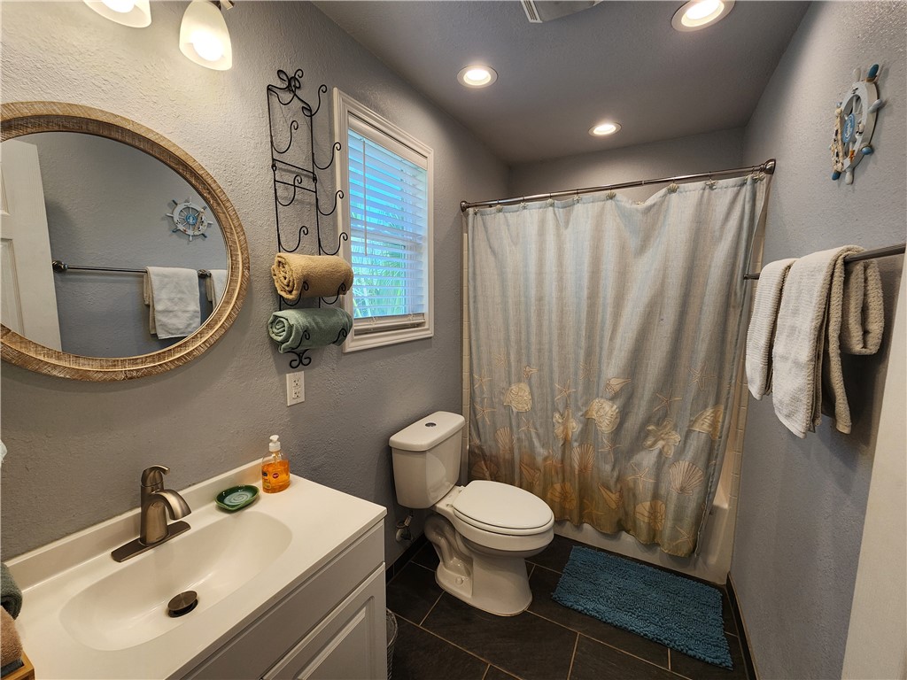 424 W Avenue E Street 2 Port Aransas TX 78373