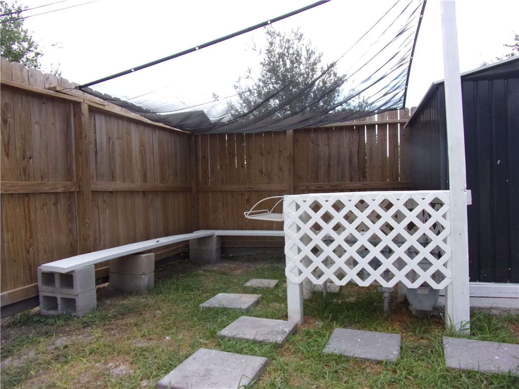2722 Greenwood Drive Corpus Christi TX 78405