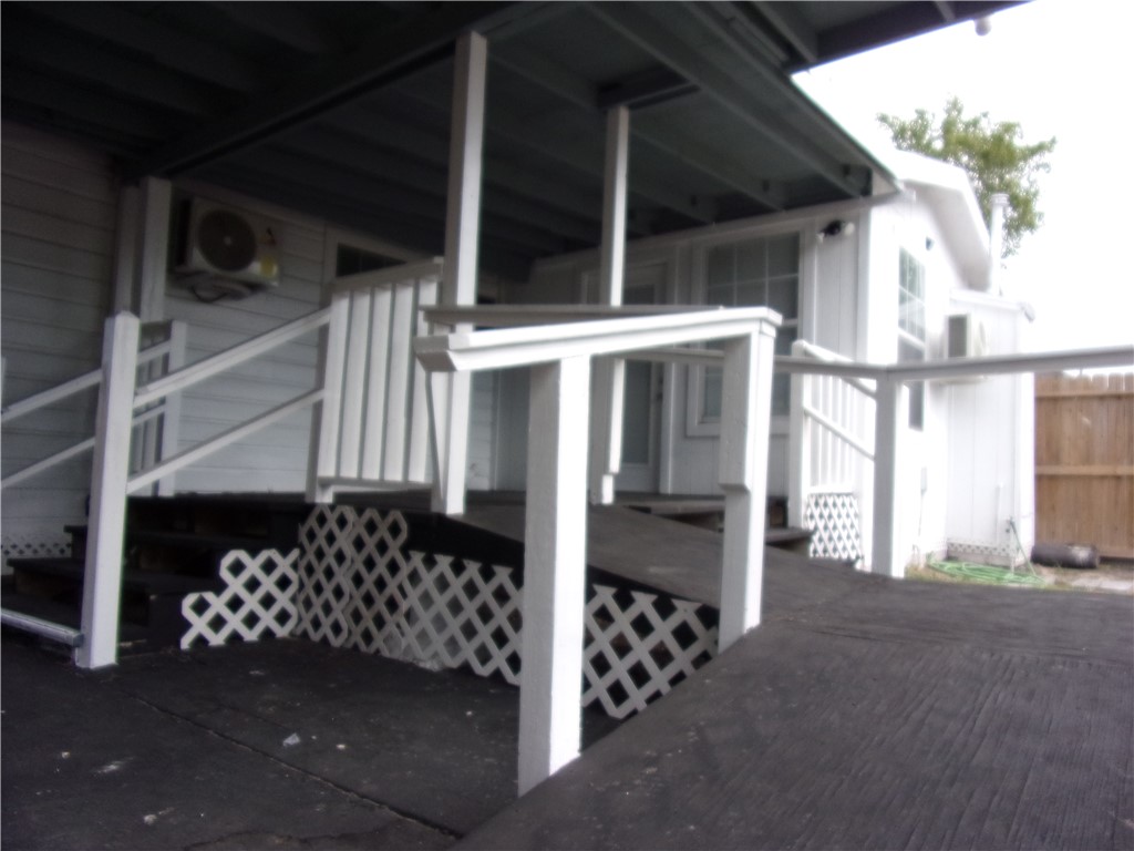 2722 Greenwood Drive Corpus Christi TX 78405