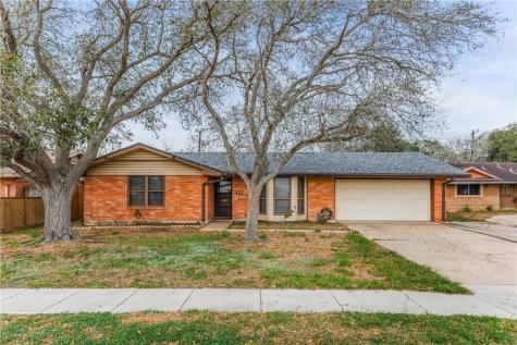 853 Belmeade Drive Corpus Christi TX 78412